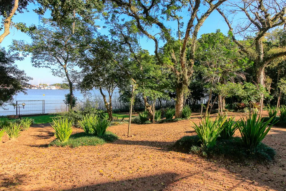 Casa em Condomínio para venda no bairro Tristeza em Porto Alegre