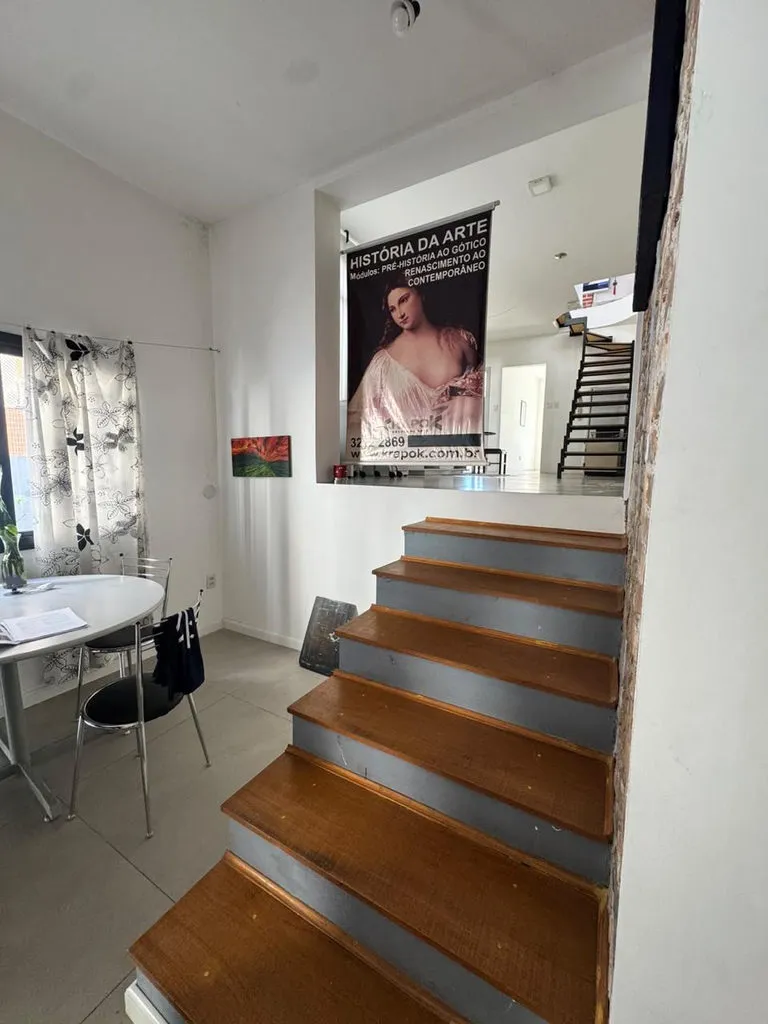 Casa para venda no bairro Menino Deus em Porto Alegre
