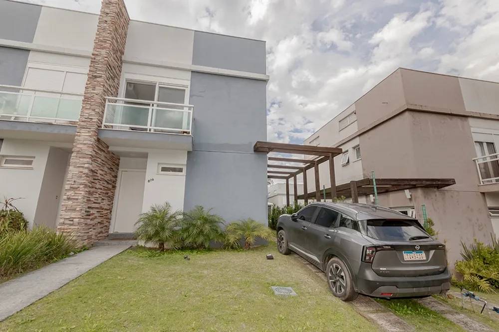 Casa em Condomínio para venda no bairro Lomba do Pinheiro em Porto Alegre