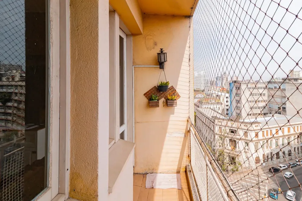 Apartamento para venda no bairro Centro Histórico em Porto Alegre