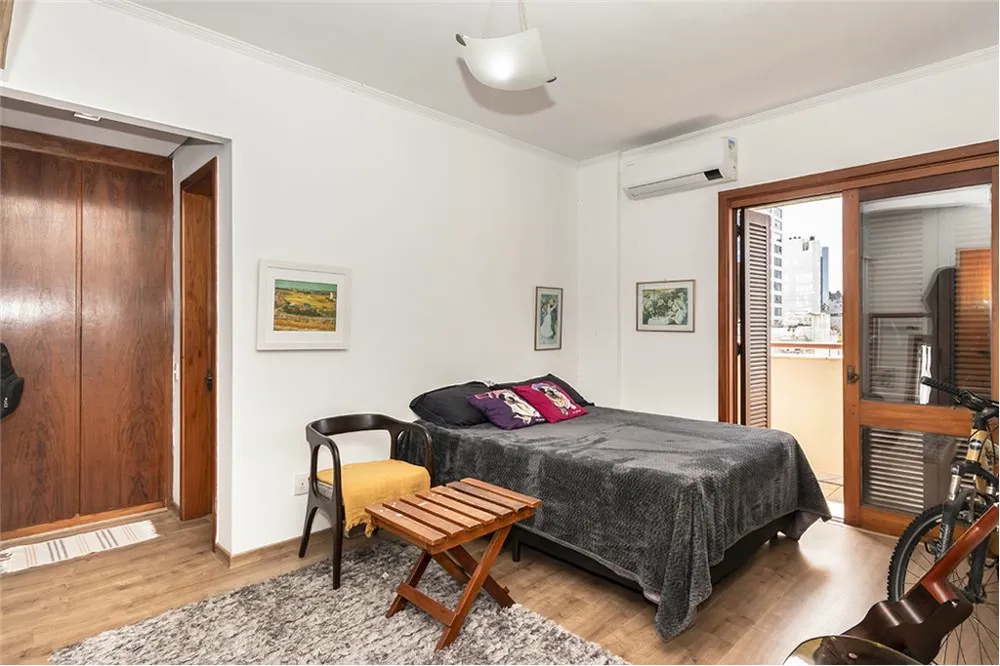 Apartamento para venda no bairro Independência em Porto Alegre