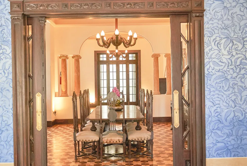 Apartamento para venda no bairro Moinhos de Vento em Porto Alegre