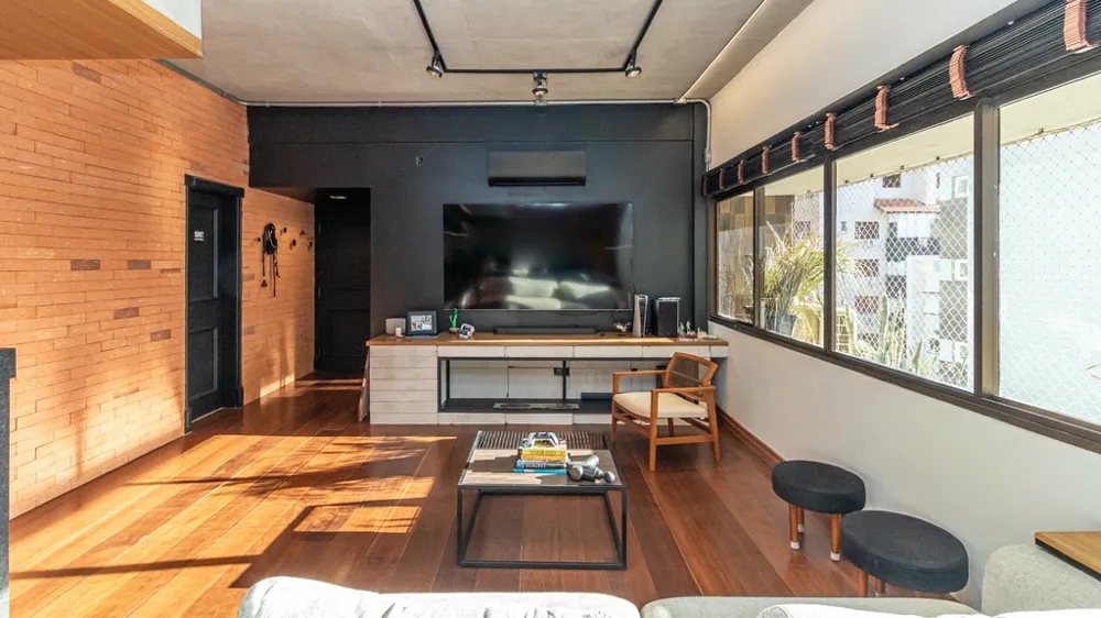 Apartamento para venda no bairro Moinhos de Vento em Porto Alegre