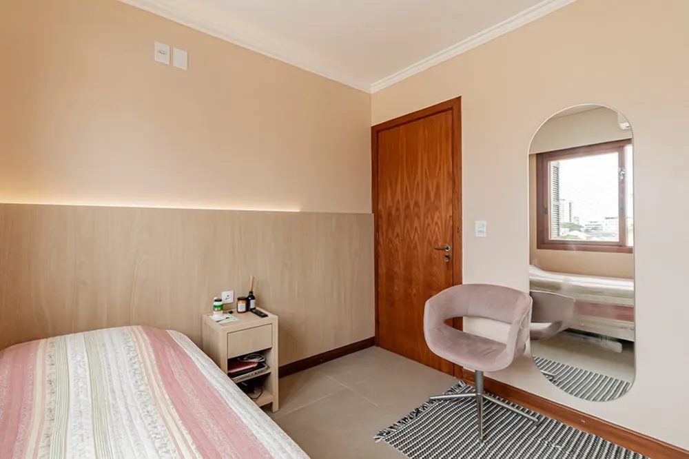 Apartamento para venda no bairro Menino Deus em Porto Alegre