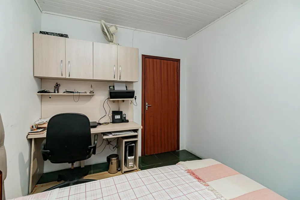 Casa para venda no bairro Vila Ipiranga em Porto Alegre