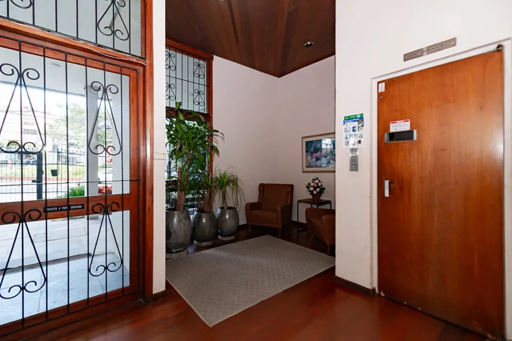 Apartamento para venda no bairro Menino Deus em Porto Alegre