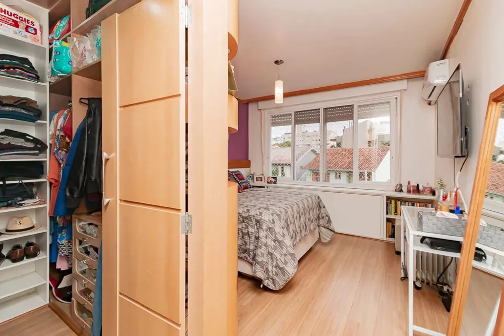 Apartamento para venda no bairro Menino Deus em Porto Alegre