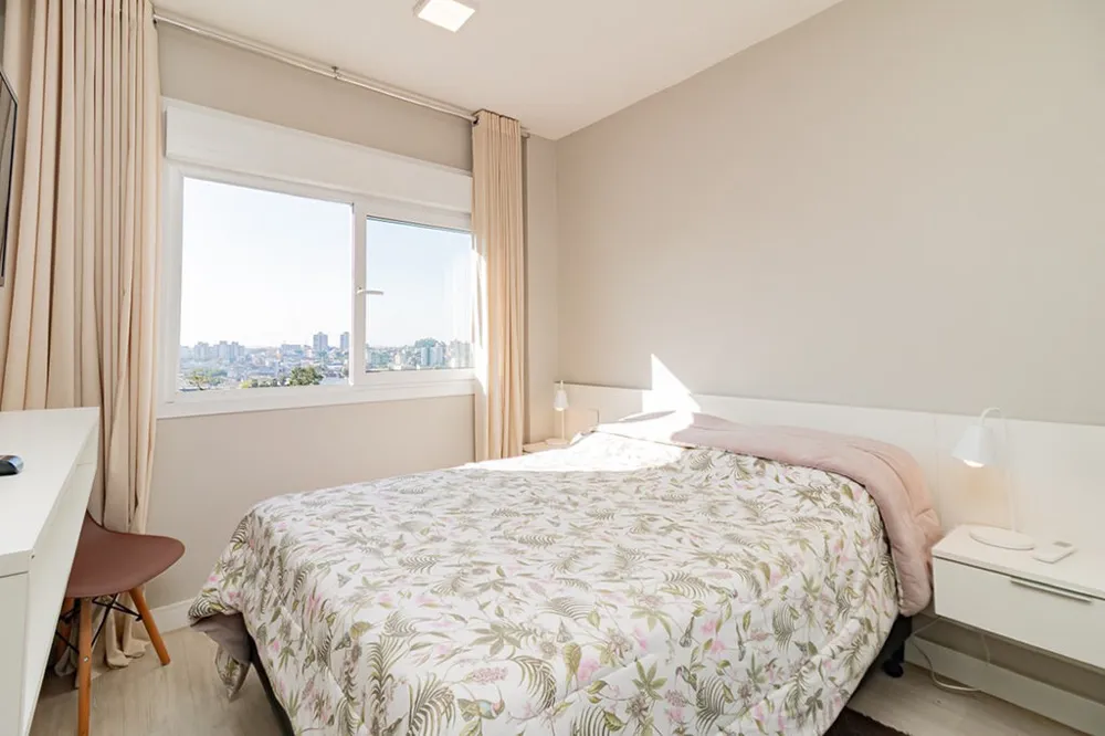 Apartamento para venda no bairro São Sebastião em Porto Alegre