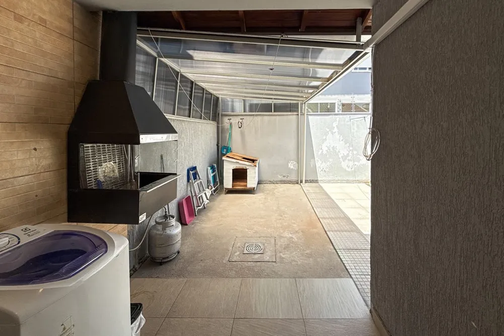Casa para venda no bairro Igara em Canoas
