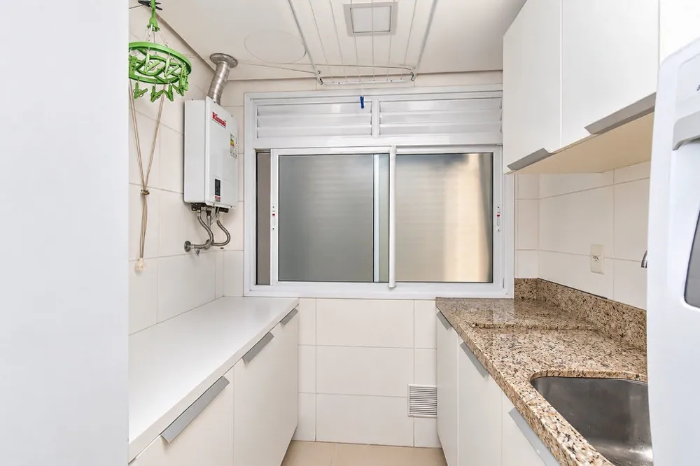 Apartamento para venda no bairro Passo da Areia em Porto Alegre