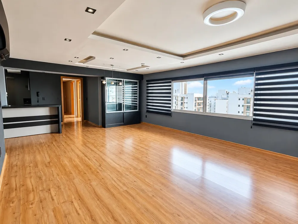 Apartamento para venda no bairro Passo da Areia em Porto Alegre