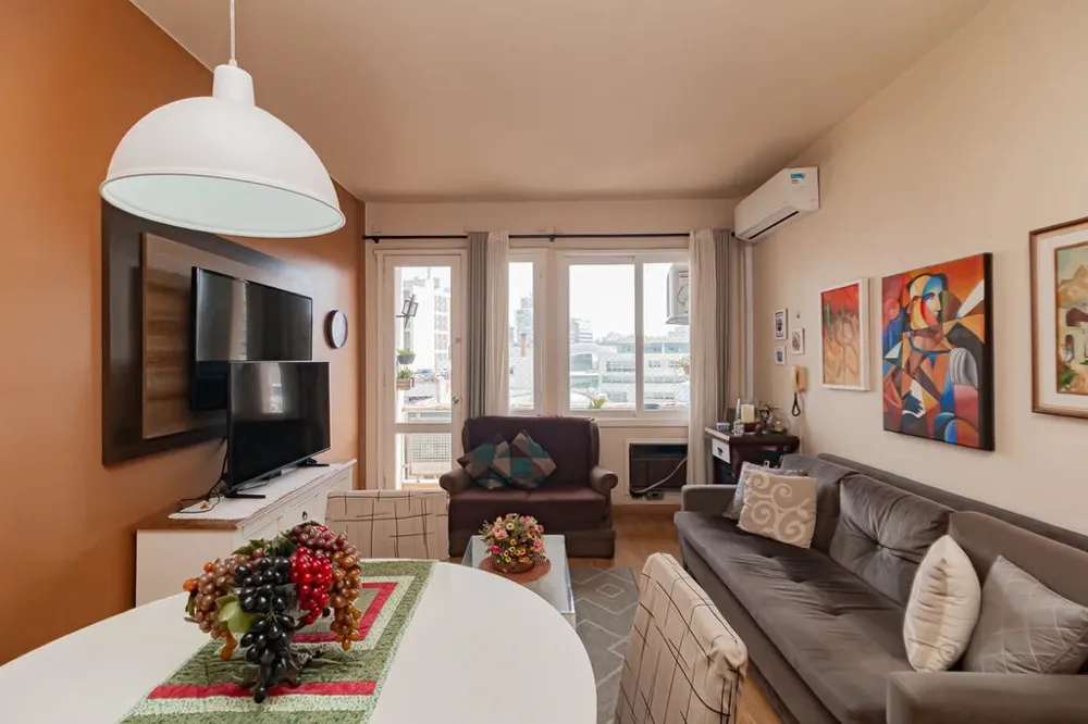Apartamento para venda no bairro Centro Histórico em Porto Alegre