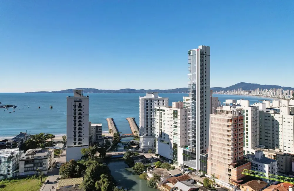 Apartamento para venda no bairro Centro em Itapema