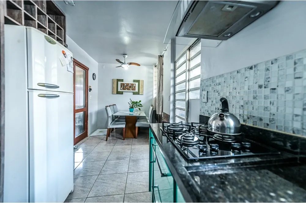 Casa para venda no bairro Santa Tereza em Porto Alegre