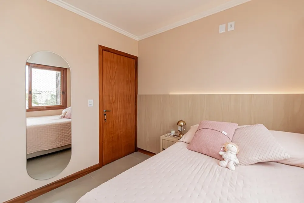 Apartamento para venda no bairro Menino Deus em Porto Alegre