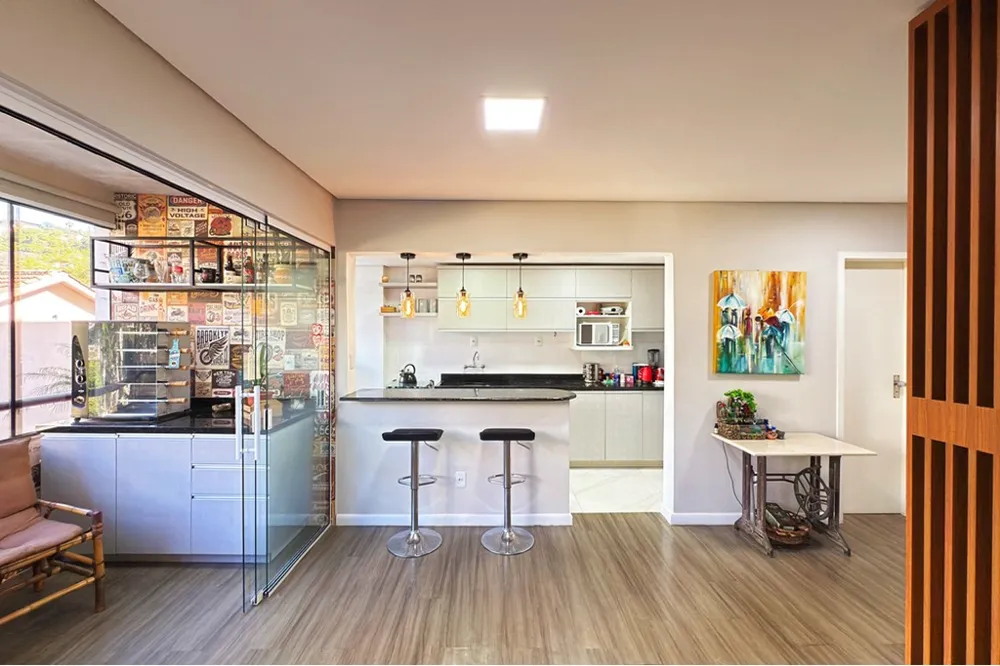 Apartamento para venda no bairro Teresópolis em Porto Alegre
