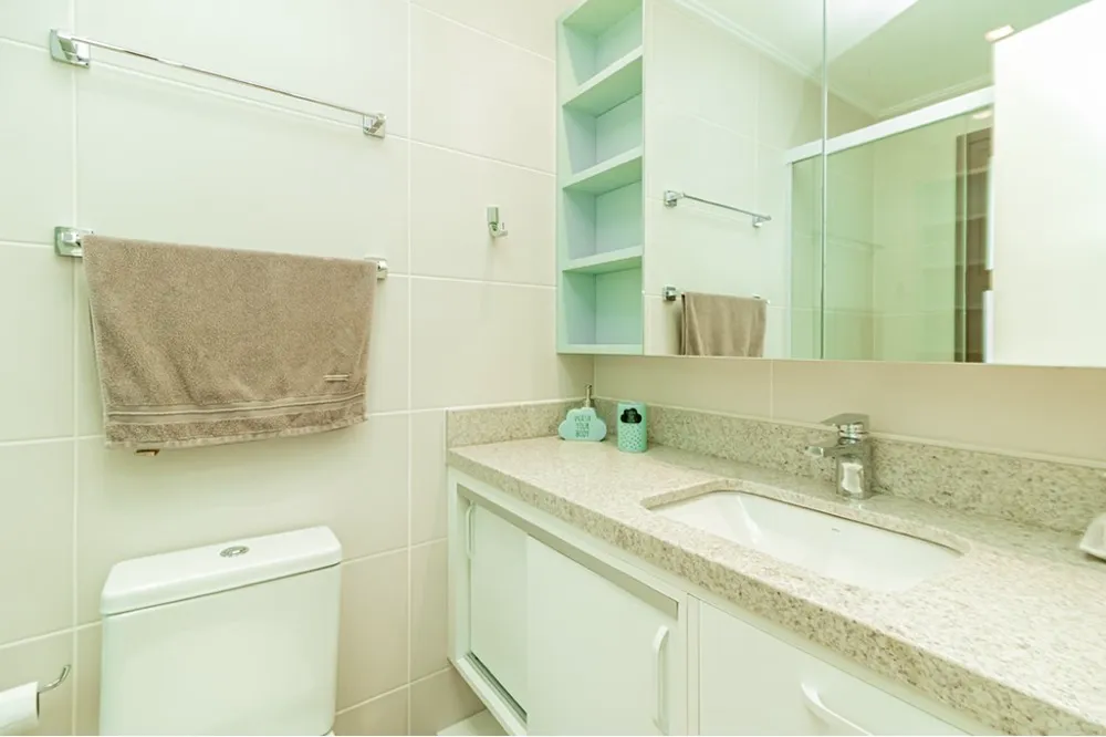 Apartamento para venda no bairro Menino Deus em Porto Alegre