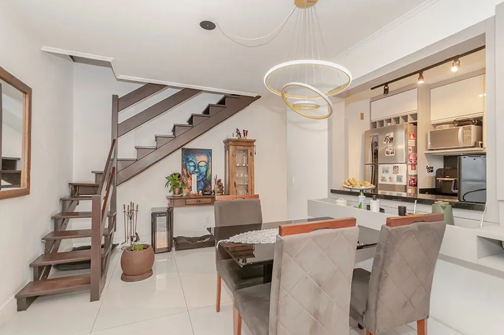 Cobertura Duplex para venda no bairro Nonoai em Porto Alegre