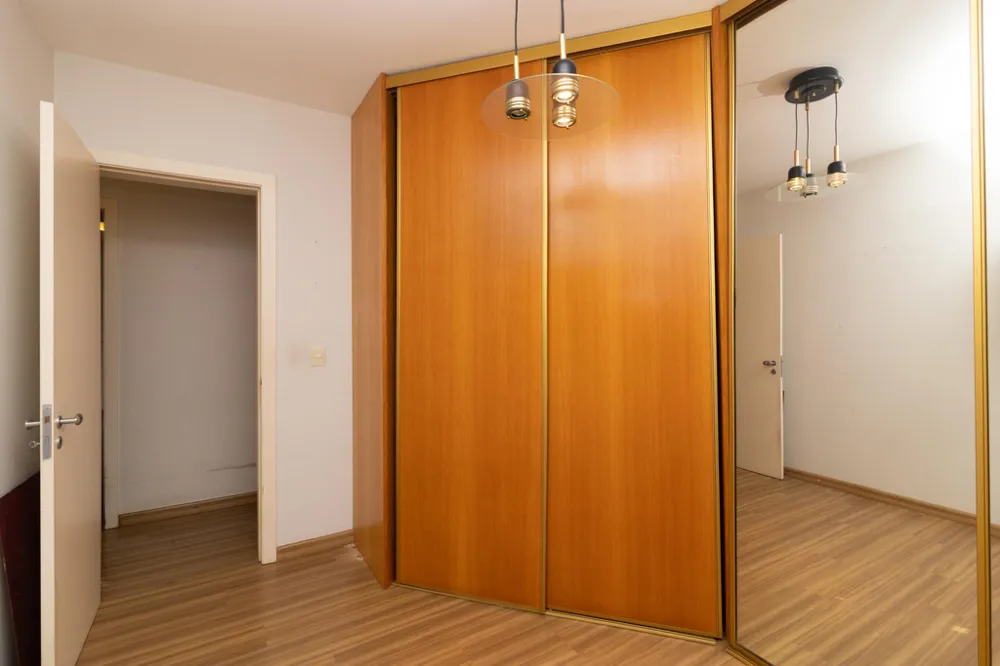 Apartamento para venda no bairro Moinhos de Vento em Porto Alegre
