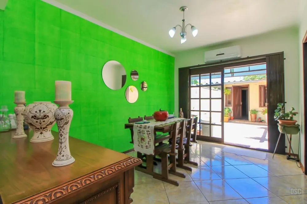 Casa para venda no bairro Cavalhada em Porto Alegre