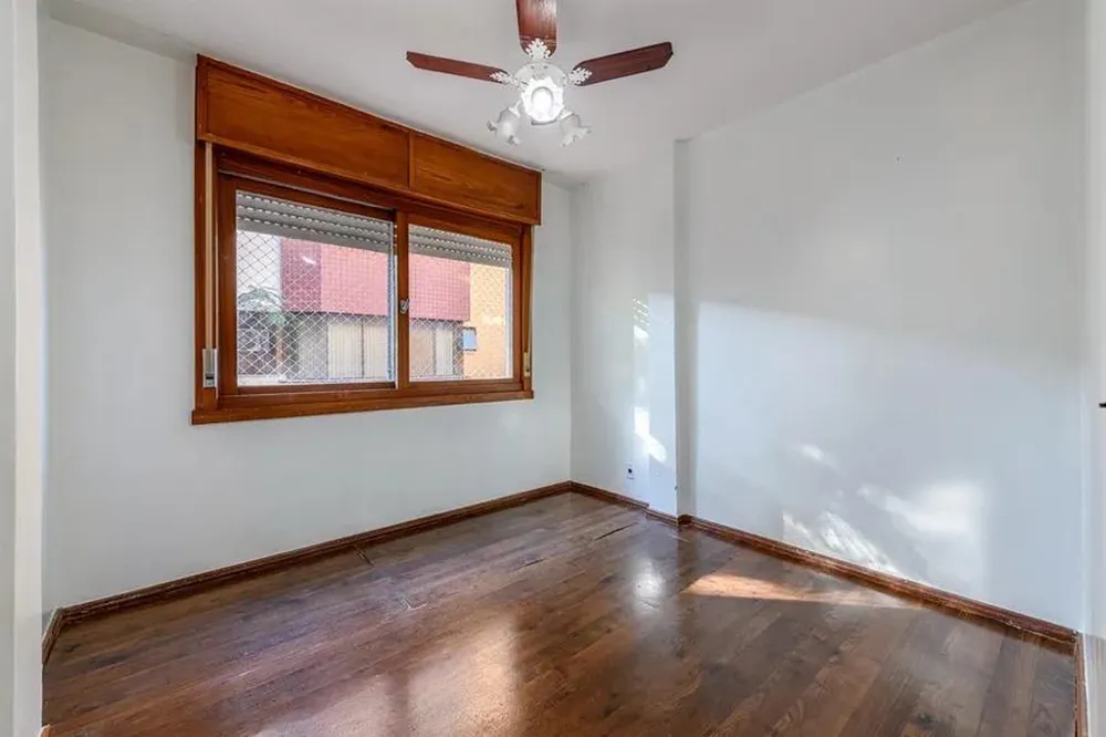 Apartamento para venda no bairro Moinhos de Vento em Porto Alegre