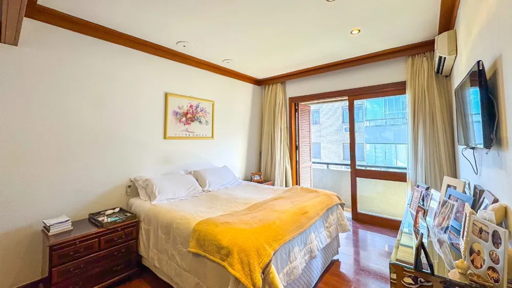 Cobertura Duplex para venda no bairro Petrópolis em Porto Alegre
