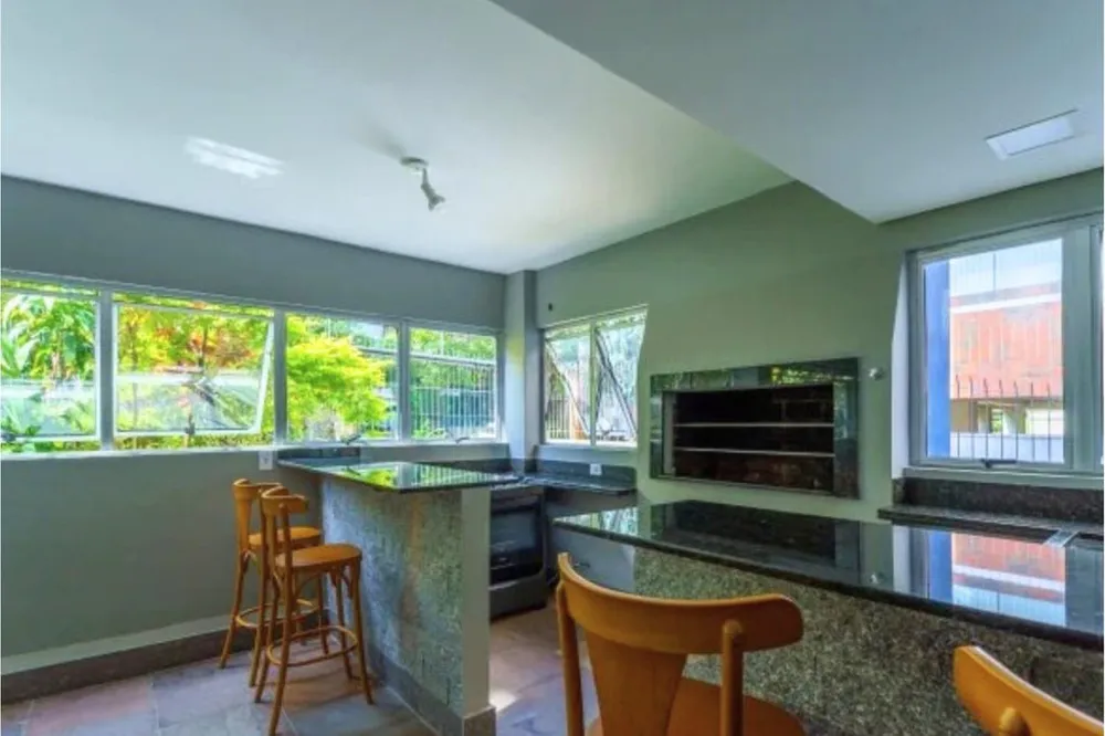 Apartamento para venda no bairro Petrópolis em Porto Alegre