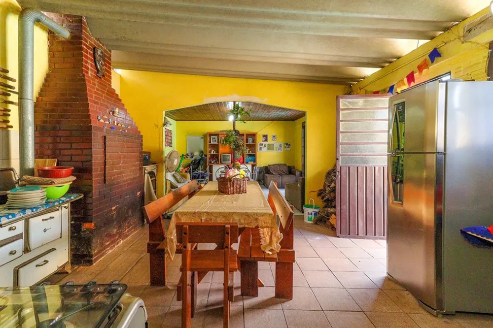 Casa para venda no bairro Rubem Berta em Porto Alegre