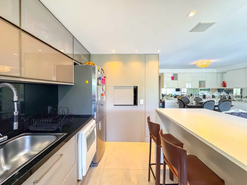 Apartamento para venda no bairro Chácara das Pedras em Porto Alegre