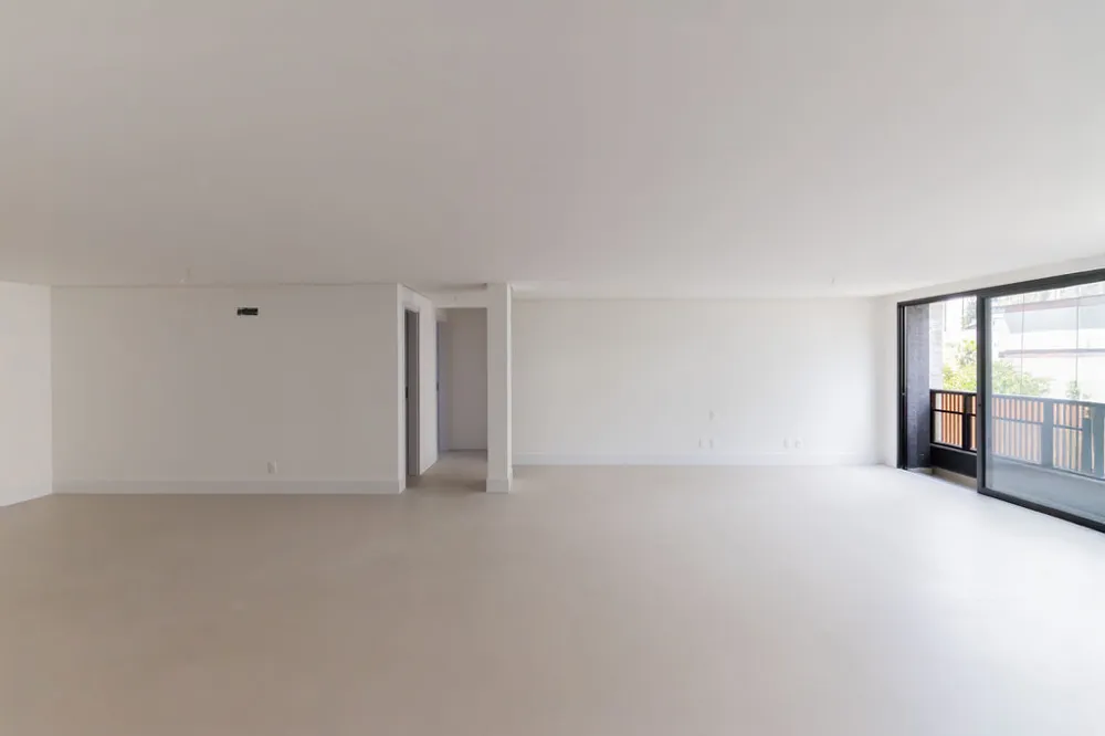 Apartamento para venda no bairro Moinhos de Vento em Porto Alegre