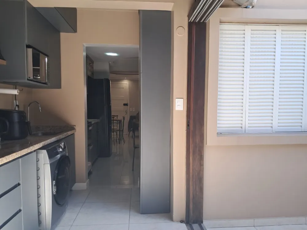 Casa em Condomínio para venda no bairro Humaitá em Porto Alegre