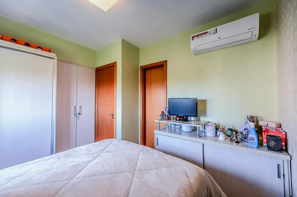 Apartamento para venda no bairro Cavalhada em Porto Alegre