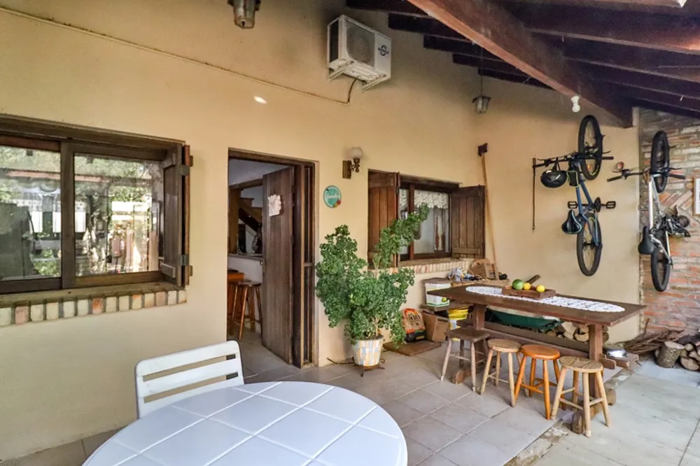 Casa para venda no bairro Bom Jesus em Porto Alegre