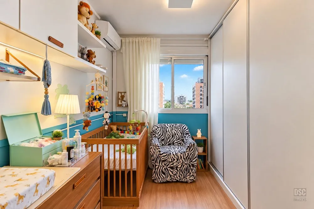 Apartamento para venda no bairro Vila Ipiranga em Porto Alegre