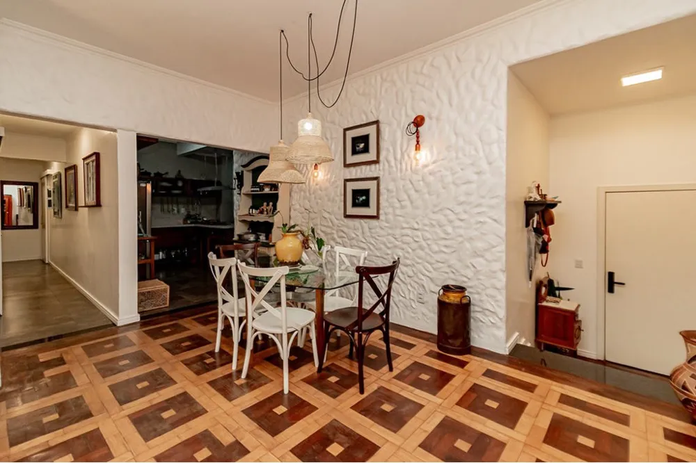 Apartamento para venda no bairro Centro Histórico em Porto Alegre