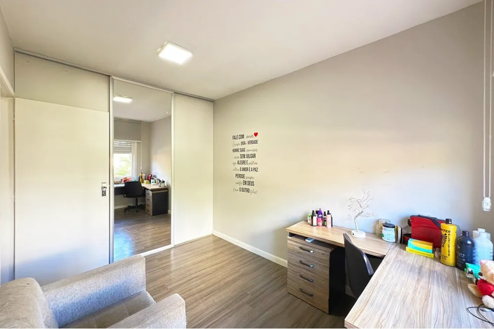Apartamento para venda no bairro Teresópolis em Porto Alegre