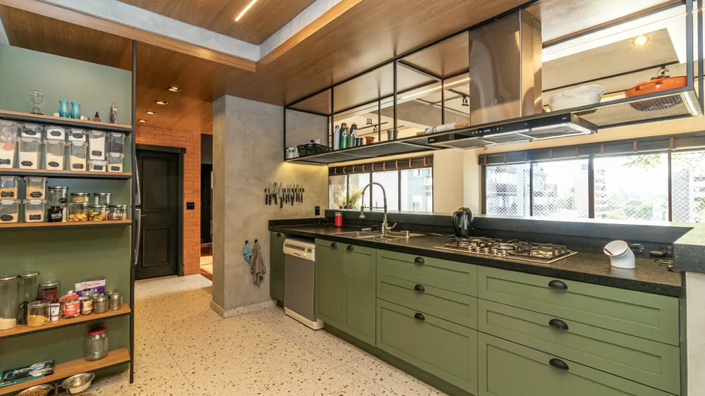 Apartamento para venda no bairro Moinhos de Vento em Porto Alegre