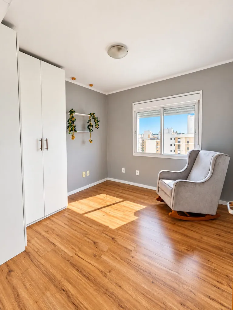 Apartamento para venda no bairro Passo da Areia em Porto Alegre