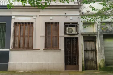 Casa para venda no bairro Menino Deus em Porto Alegre