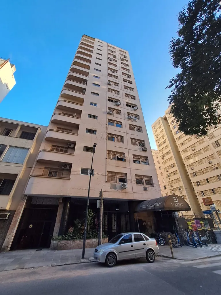 Apartamento para venda no bairro Centro Histórico em Porto Alegre