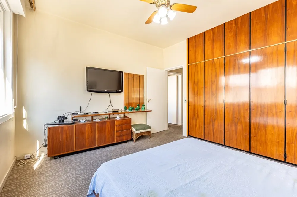 Apartamento para venda no bairro Centro Histórico em Porto Alegre
