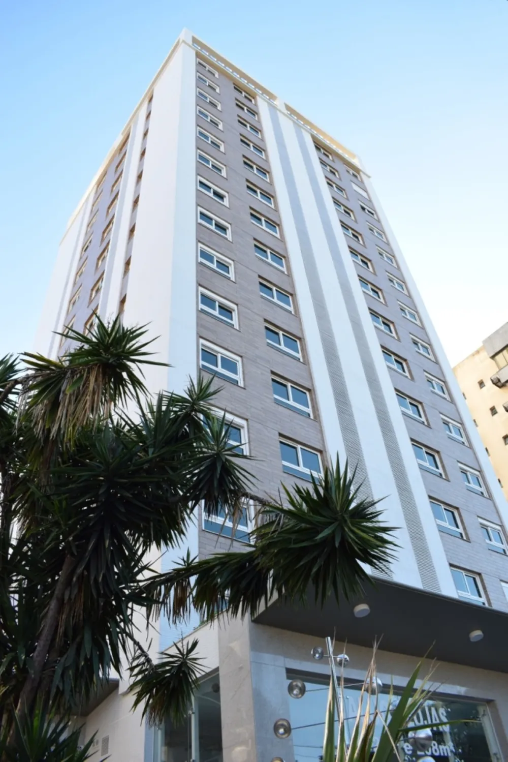 Apartamento para venda no bairro Moinhos de Vento em Porto Alegre