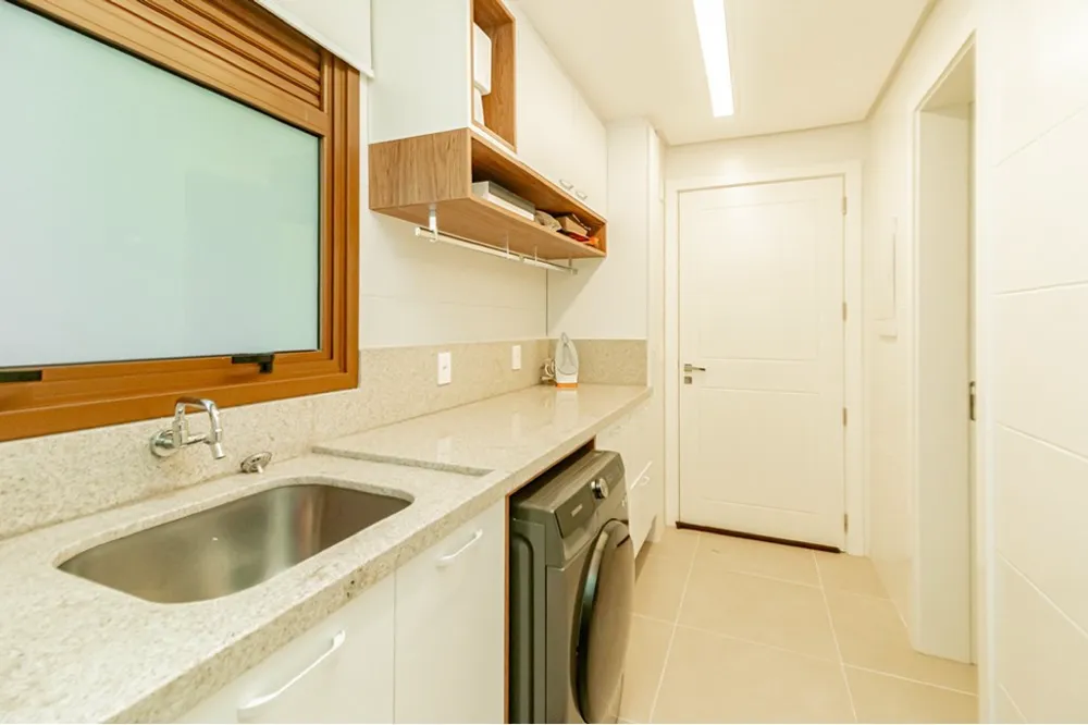 Apartamento para venda no bairro Menino Deus em Porto Alegre