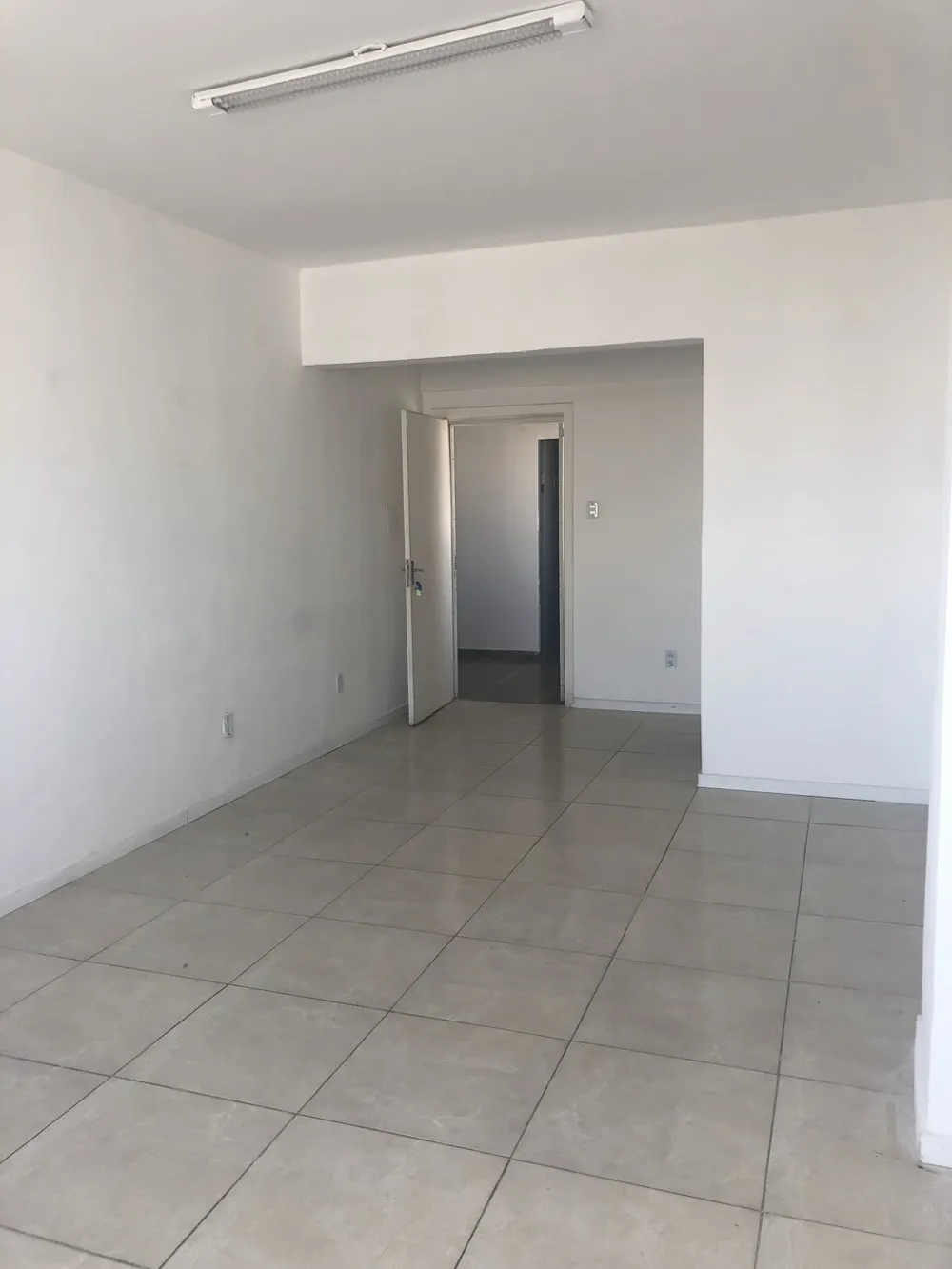 Sala para venda no bairro Centro Histórico em Porto Alegre