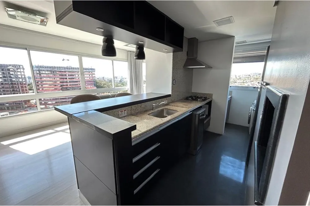 Apartamento para venda no bairro Três Figueiras em Porto Alegre