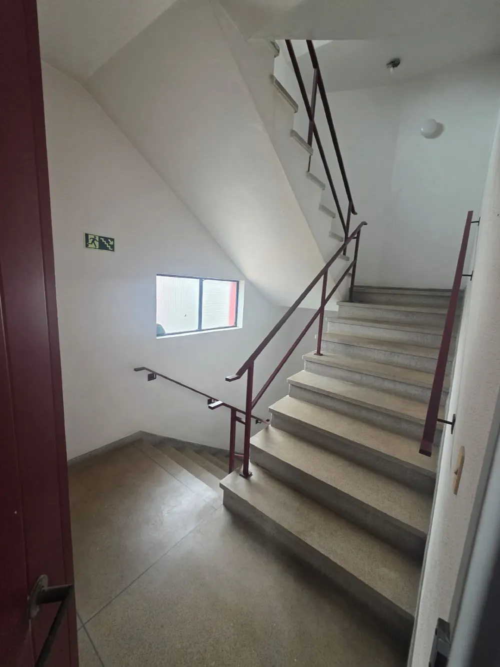 Sala comercial para venda no bairro Petrópolis em Porto Alegre