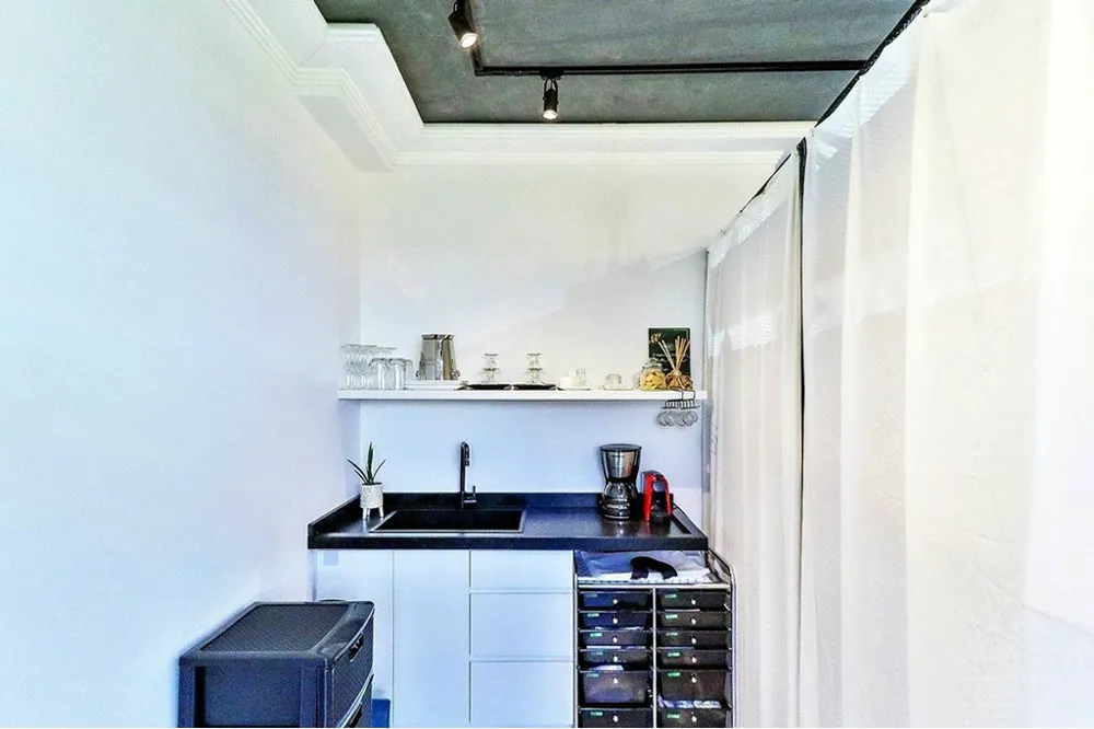 Sala para venda no bairro Tristeza em Porto Alegre