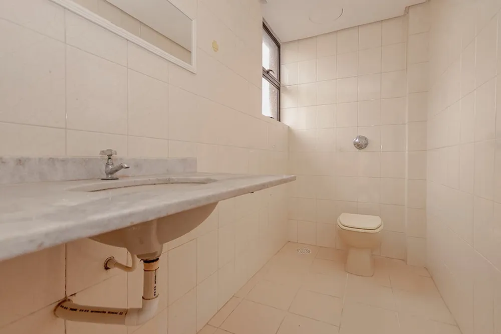 Sala para venda no bairro Floresta em Porto Alegre