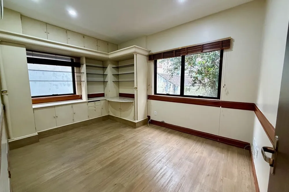 Sala para venda no bairro Rio Branco em Porto Alegre