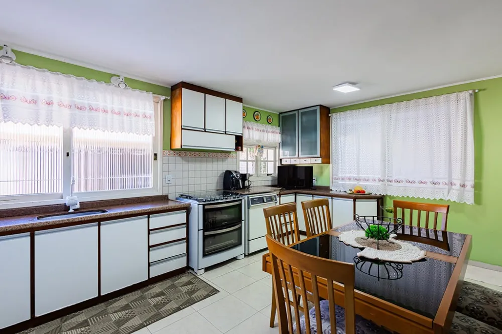 Casa para venda no bairro Jardim Planalto em Porto Alegre